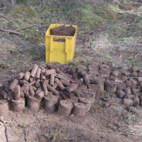 Pyrotechnici vykopali přes 300 granátů